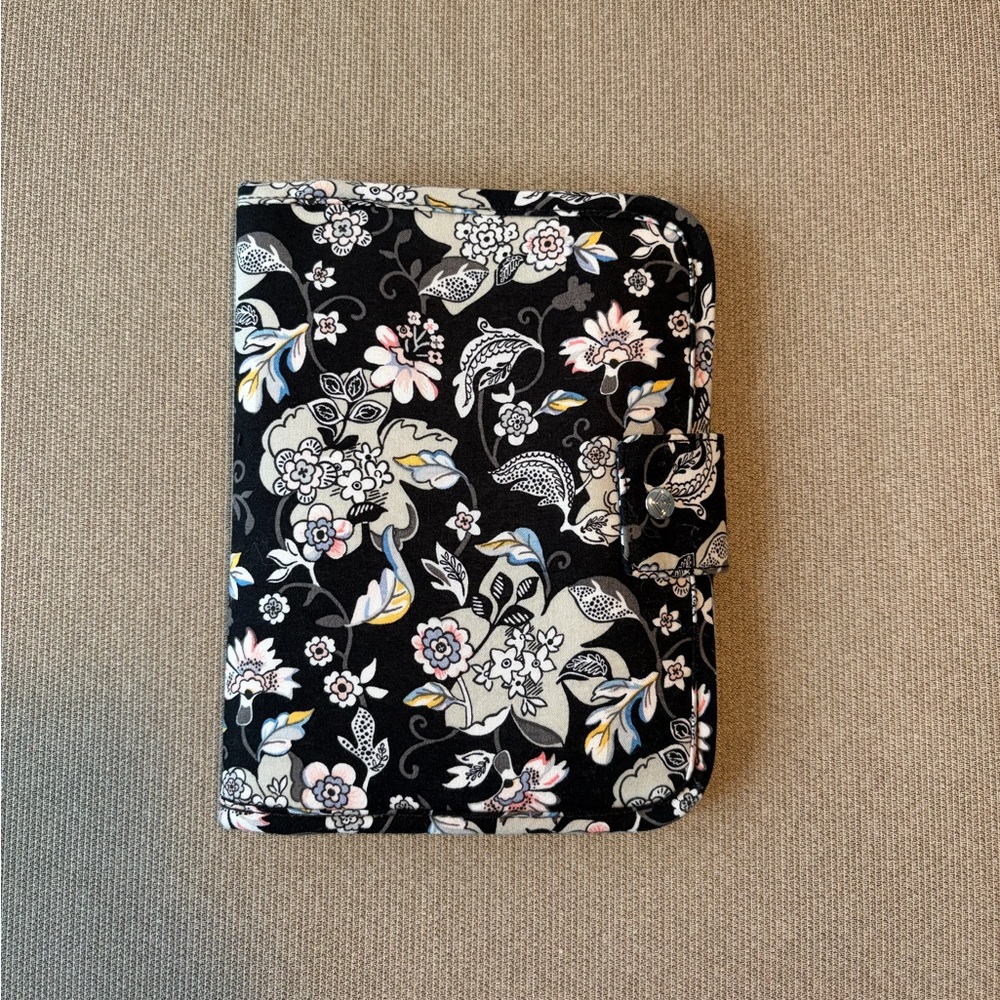 NWOT Vera Bradley Iconic Zip-In Holland Garden Pattern Jewelry Case